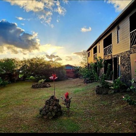 Apartamentos Tupuna Lodge ハンガ・ロア エクステリア 写真
