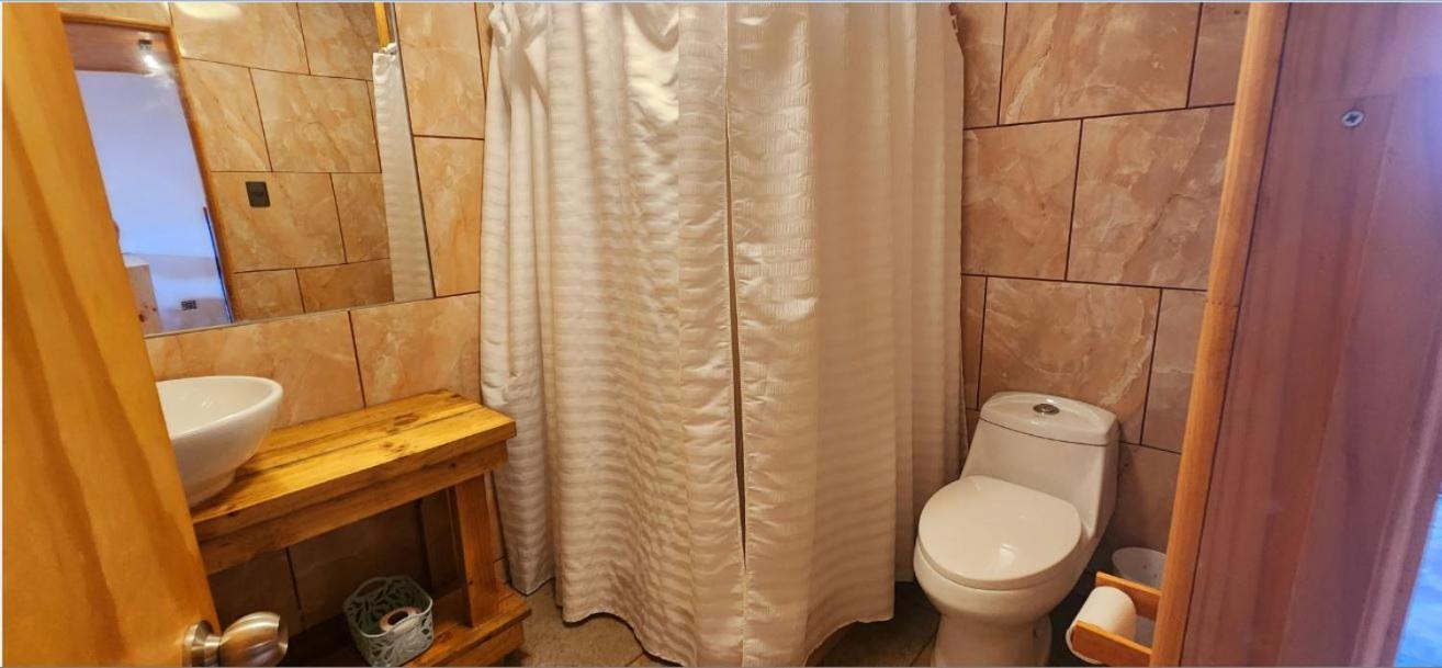 Apartamentos Tupuna Lodge ハンガ・ロア エクステリア 写真